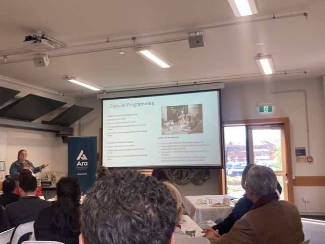 Ara institute of canterbury クライストチャーチ　アラ　留学